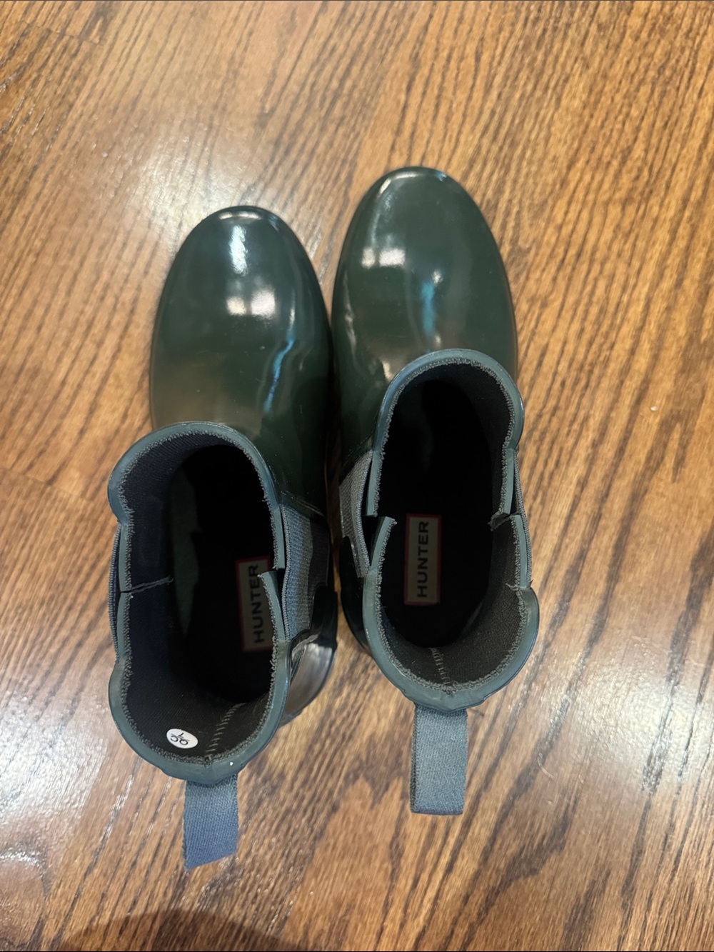 Hunter Women’s Chelsea Rain Boots - Forest Green View 3